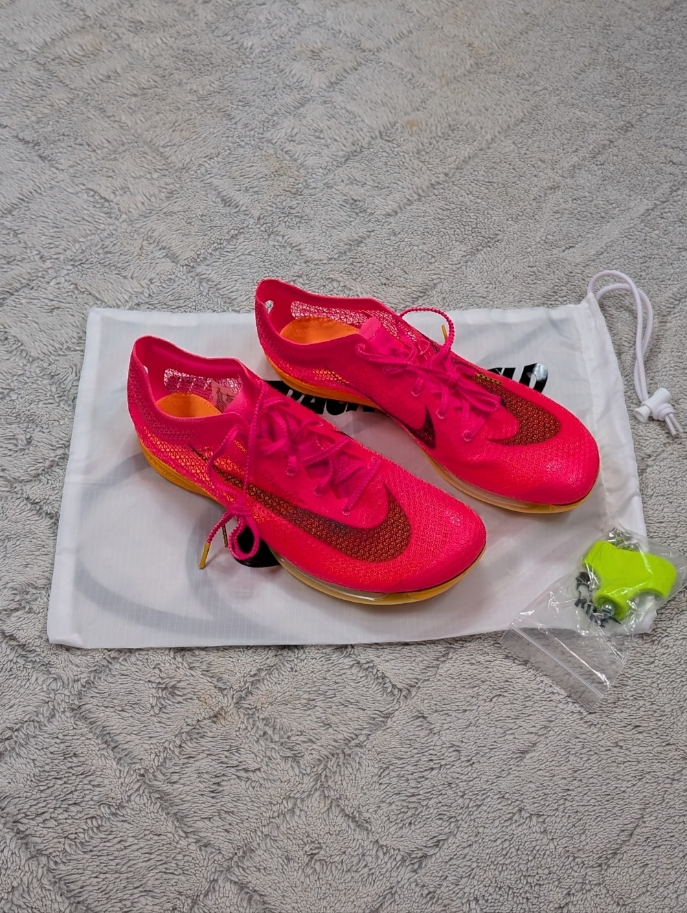 Nike Zoom Victory Pink Orange Track Field Distance Spikes Men 11 CD4385-600 NEW